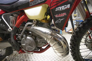 AA33175 COVER, VHM CYLINDER HEAD KTM 250EXC TPI 2018-2023, 250XC TPI 2020-2023, 250XC-W TPI 2019-2023 / HUSQVARNA TE250I 2018-2023 / GASGAS EC250 2021-2023