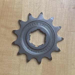 93834-13097R SPROCKET, FRONT YAMAHA TZ250 (13T)