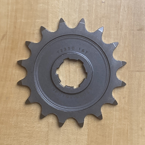 93834-16104R SPROCKET, FRONT YAMAHA TZ250 (16T)