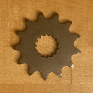 938AA-13193R SPROCKET, FRONT YAMAHA TZ125 (13T)